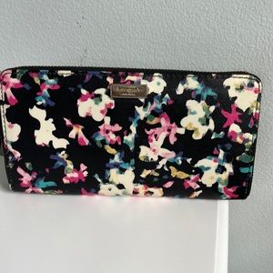 Kate Spade floral zip around wallet